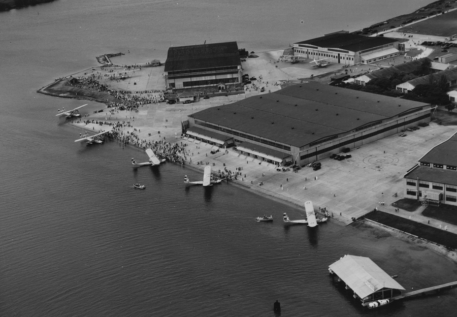 VP-10 beached at Ford Field, Pearl Harbor.